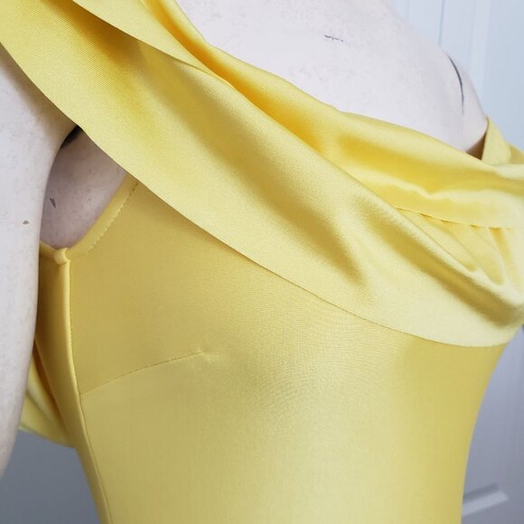 ASOS Swim Double Fri Size 6 Yellow One piece swimsuit with ruffles off shoulder - Picture 10 of 14